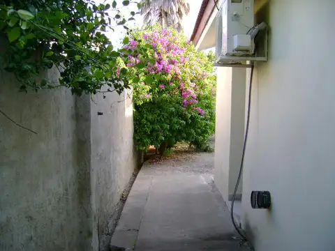 Bv.l.de La Torre 600