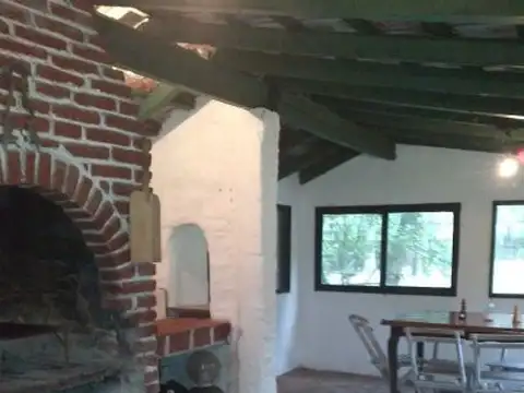 Arbolada casa de campo