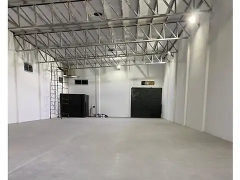 Galpon en Venta en Roldan, USD 450.000