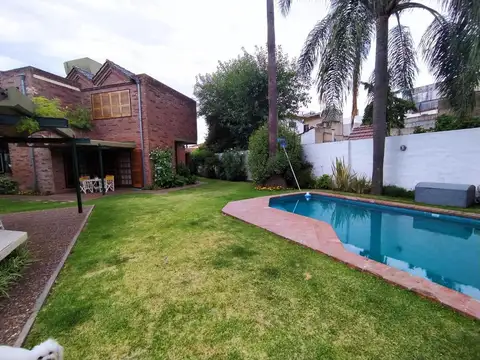 Casa en Venta en Villa Adelina, USD 360.000