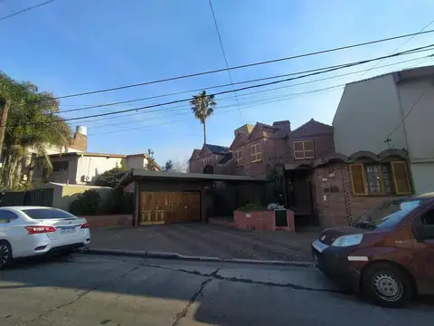 HERMOSO CHALET 4 AMBIENTES DIGNO DE VISITAR