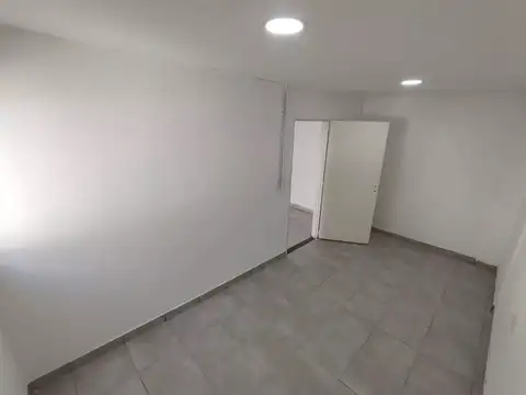 PH DE 2 AMBIENTES A ESTRENAR, 86M2 TOTALES. REMEDIOS DE ESCALADA.