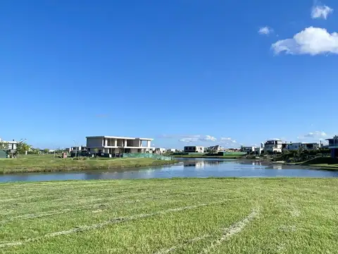 Terreno en Venta en Puertos - Barrio Costas, USD 335.000