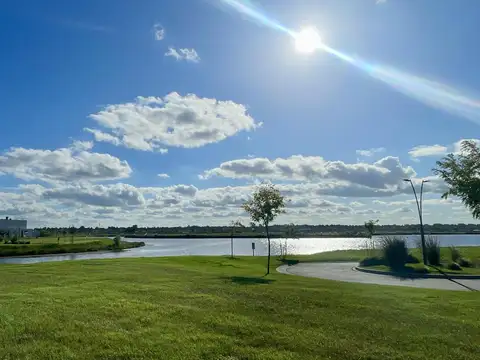 BARRIO COSTAS PUERTOS DEL LAGO al 200