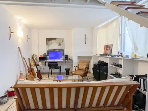 Depto Tipo Casa 2 ambientes con 1 baño