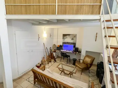 Depto Tipo Casa en Venta de 2 ambientes