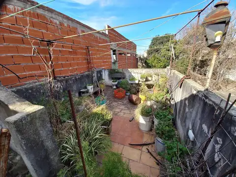 CASA EN VENTA EN JOSE LEON SUAREZ