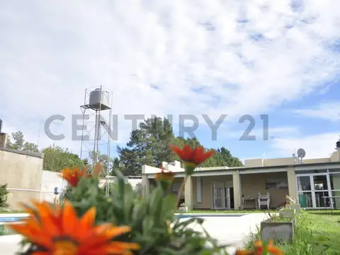 Casa 3 ambientes con 2 baños