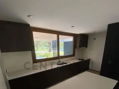 Casa en venta en Miralagos Club de Campo