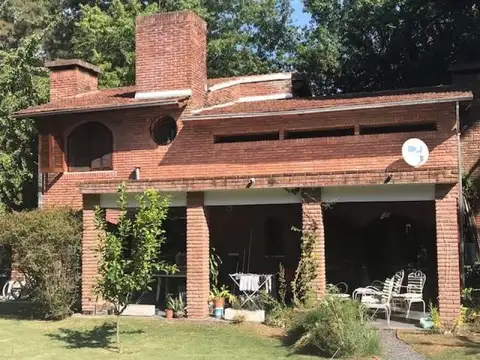 Casa en VENTA CON RENTA ubicada en Los Quinchos Club de Campo, Pilar, G.B.A. Zona Norte