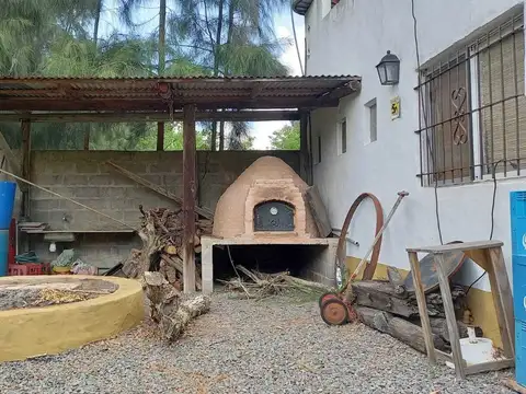 Casa 3 ambientes con 2 baños