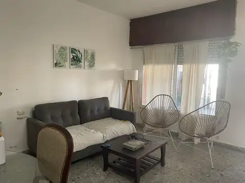 Venta de Casa de 6 ambientes en Pilar Centro