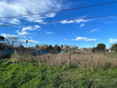 Terreno en Venta en Gowland, USD 30.000