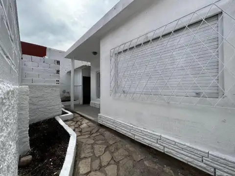 San Martín e/ García Silva y Pellegrini