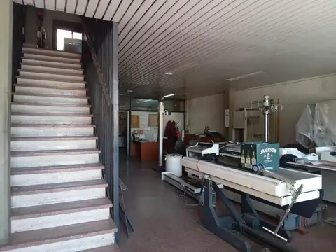 Local en Venta 25 años