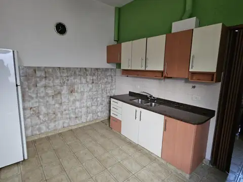 LOTE 8.66 x 23, APTO CONSTRUCCION DE EDIFICIO