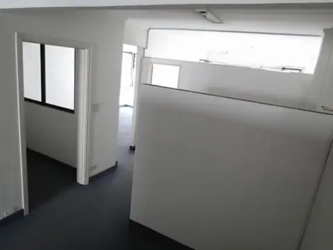 Suipacha 700 , Piso 2