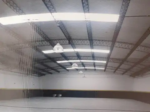 Local en Venta en Merlo, USD 600.000