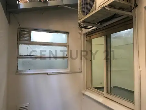 VENTA DEPARTAMENTO PLANTA BAJA 2 AMBIENTES CON 2 PATIOS EN CHACARITA