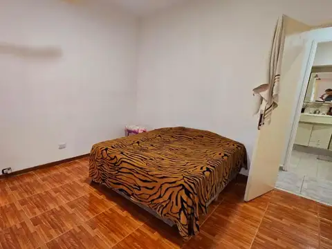 LOTE 10X20-2 CASAS DE 3 AMBIENTES A LA VENTA CIUDAD EVITA.