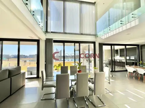 Venta Casa 7 amb, FONDO AL AGUA, Terravista, Gral. Rodríguez