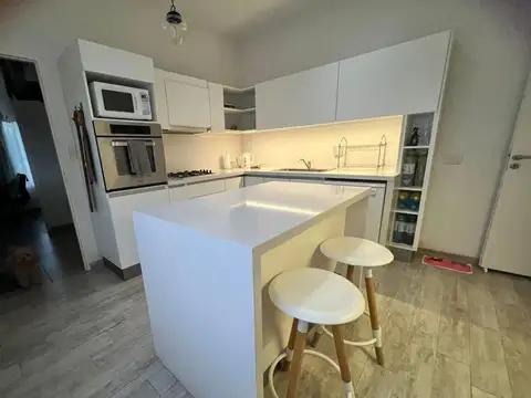 Alquiler de Casa 5 Ambientes en Ayres Plaza, Pilar