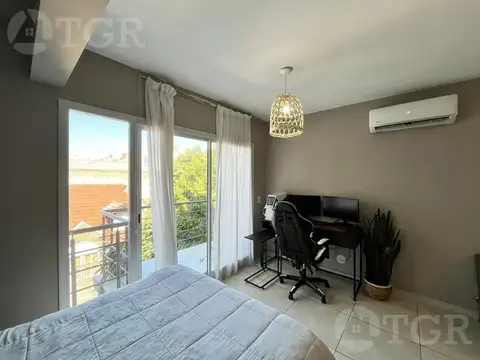 Departamento en Venta con 8 cochera