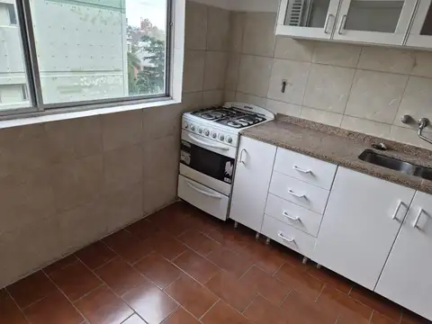 Departamento en Alquiler con 1 cochera