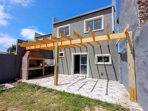 Depto Tipo Casa en Venta de 3 dormitorios