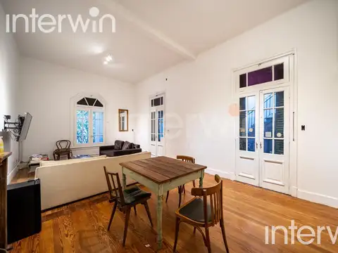 Casa 3 ambientes con 2 baños