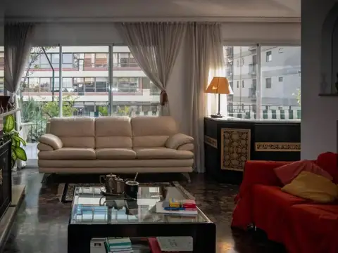 Departamento 6 ambientes con 5 baños