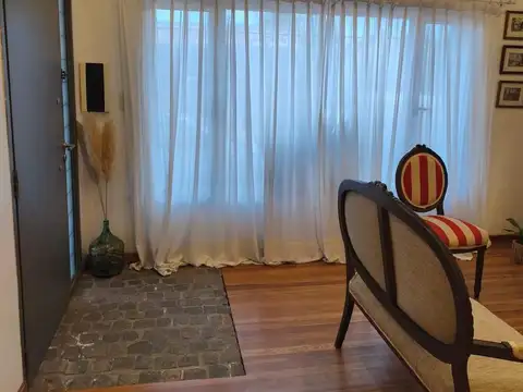 Casa 6 ambientes con 3 baños