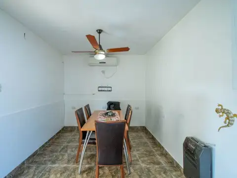 2 Dptos en Arroyito Río al precio de 1!