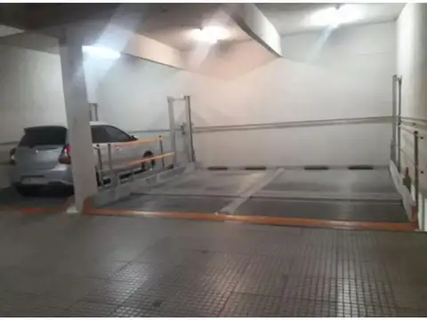 Cochera cubierta en Venta en Palermo Zona Embajadas