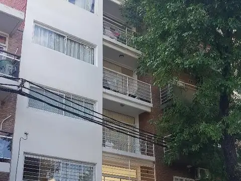 Arroyito Rio, moderno piso unico exclusivo excelente vista Este, muy luminoso y ventilado