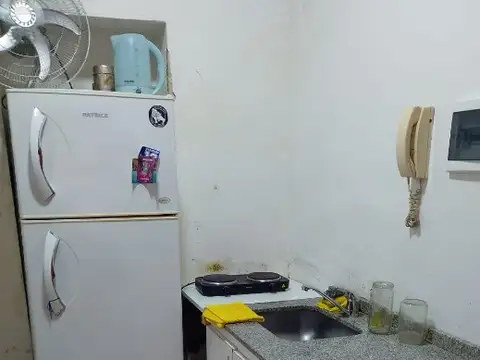 Intendente Ernesto Grant 800