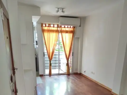 Necochea 200, Piso 1