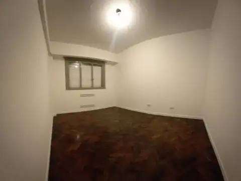 ALQUILER 2 AMBIENTES INTERNO EN ONCE APTO PROF