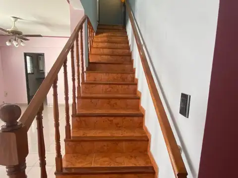 Duplex de 3 Amb. En 1er Piso C/Ptio y Terraza Palmar 7100