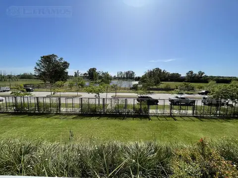 Departamento en Alquiler con 1 cocheras