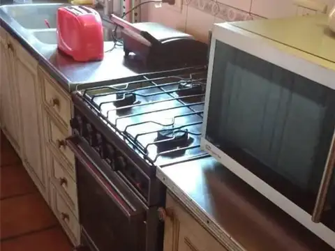 Casa en Venta con 3 cocheras