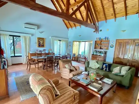 Casa en Venta de 4 dormitorios