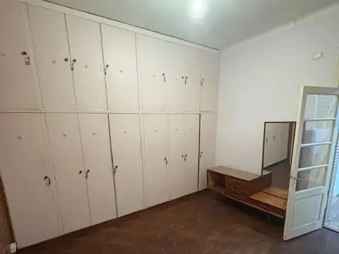 Depto Tipo Casa en Venta en Avellaneda, USD 73.000