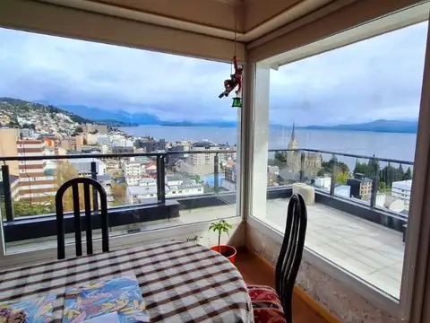 Departamento en Venta con 2 cocheras