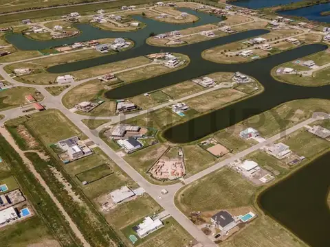 Terreno en Venta en Magallanes - Barrio cerrado, USD 83.000