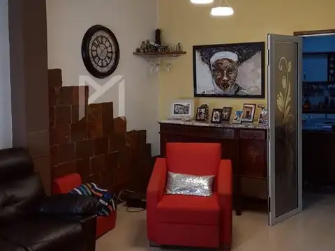 Depto Tipo Casa en Venta de 5 ambientes