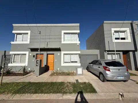 VENTA VALLE CERCANO - DUPLEX 2 DORMITORIOS - SEGURIDAD 24HS