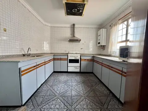 Alvardo 712 Esquina Peatonal Alverdi , Piso 3