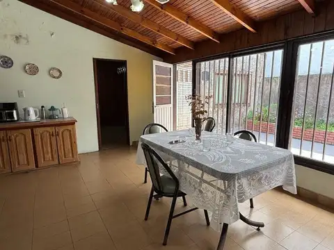 Venta Casa Lote Propio V. Ballester (Zona Siemens)