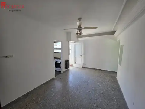 Depto Tipo Casa en Alquiler de 3 ambientes